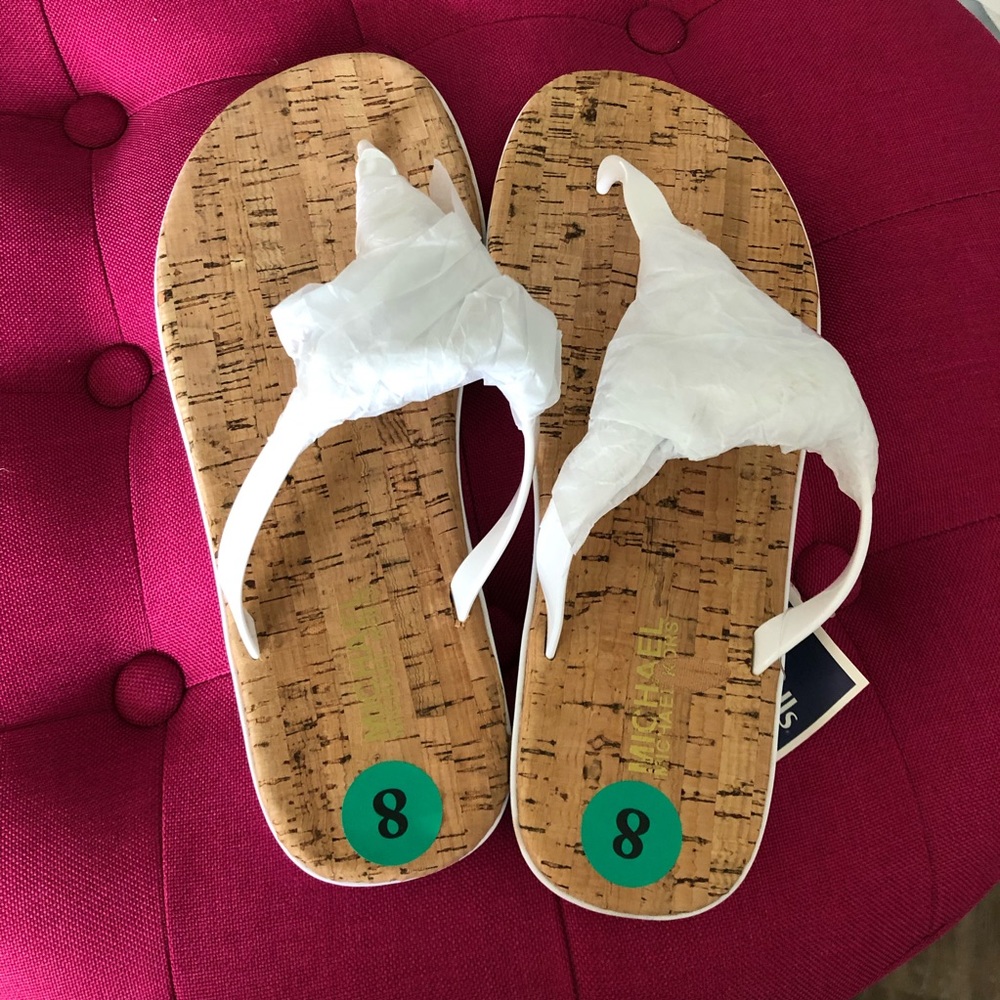 Michael Kors MK Charm Jelly PVC Flip Flop Sandal - Picture 5 of 7